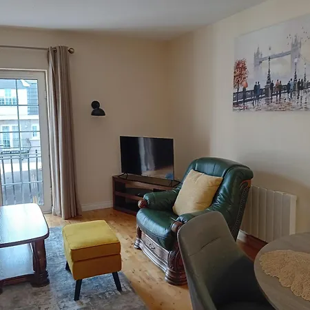 Floor Townhouse شقة كيلارني